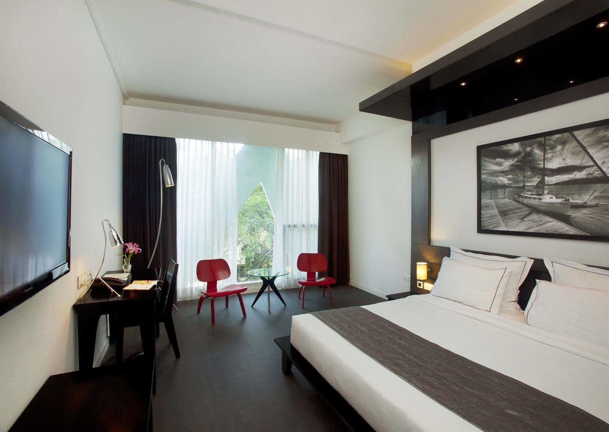 Escape Hotel & Spa Bangalore Luaran gambar