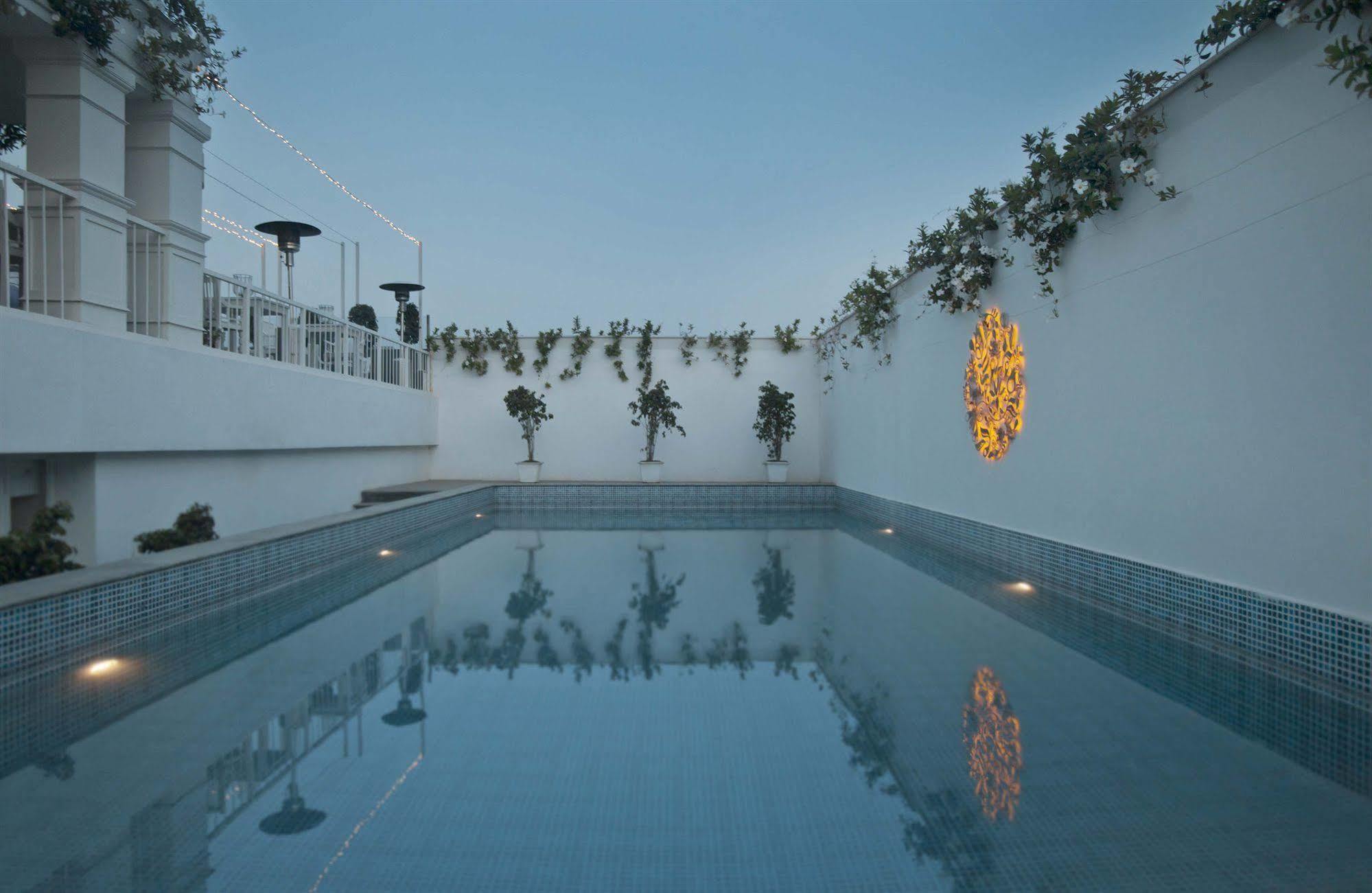 Escape Hotel & Spa Bangalore Luaran gambar