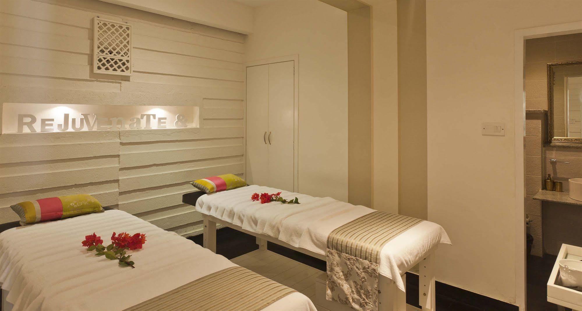 Escape Hotel & Spa Bangalore Luaran gambar